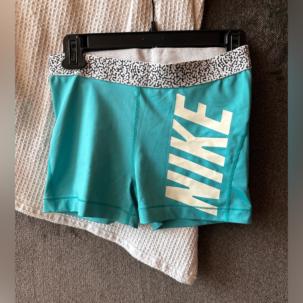 Nike Pro - 2.5”